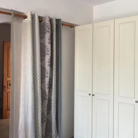 Daire Barbara's One Bedroom